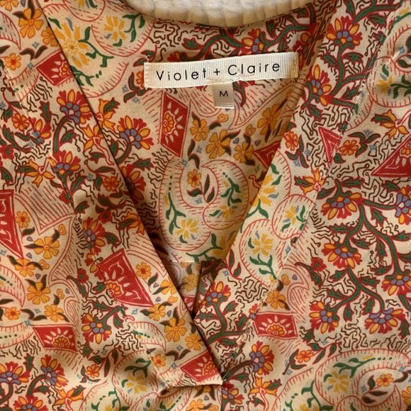 Violet + Claire Sleeveless Top Size Medium - Picture 3 of 7